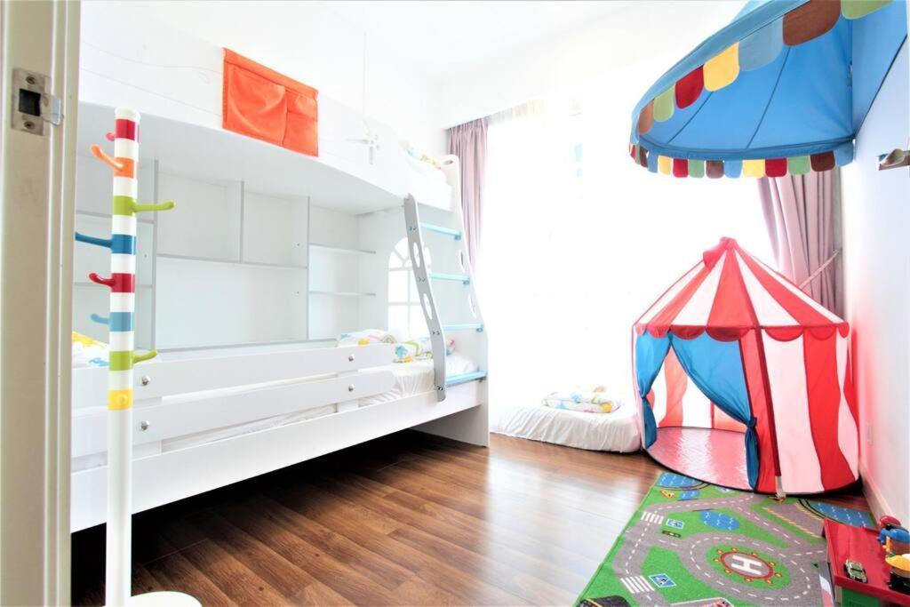 Ferienwohnung Afiniti Residensi Legoland Medini Nusajaya  Exterior foto