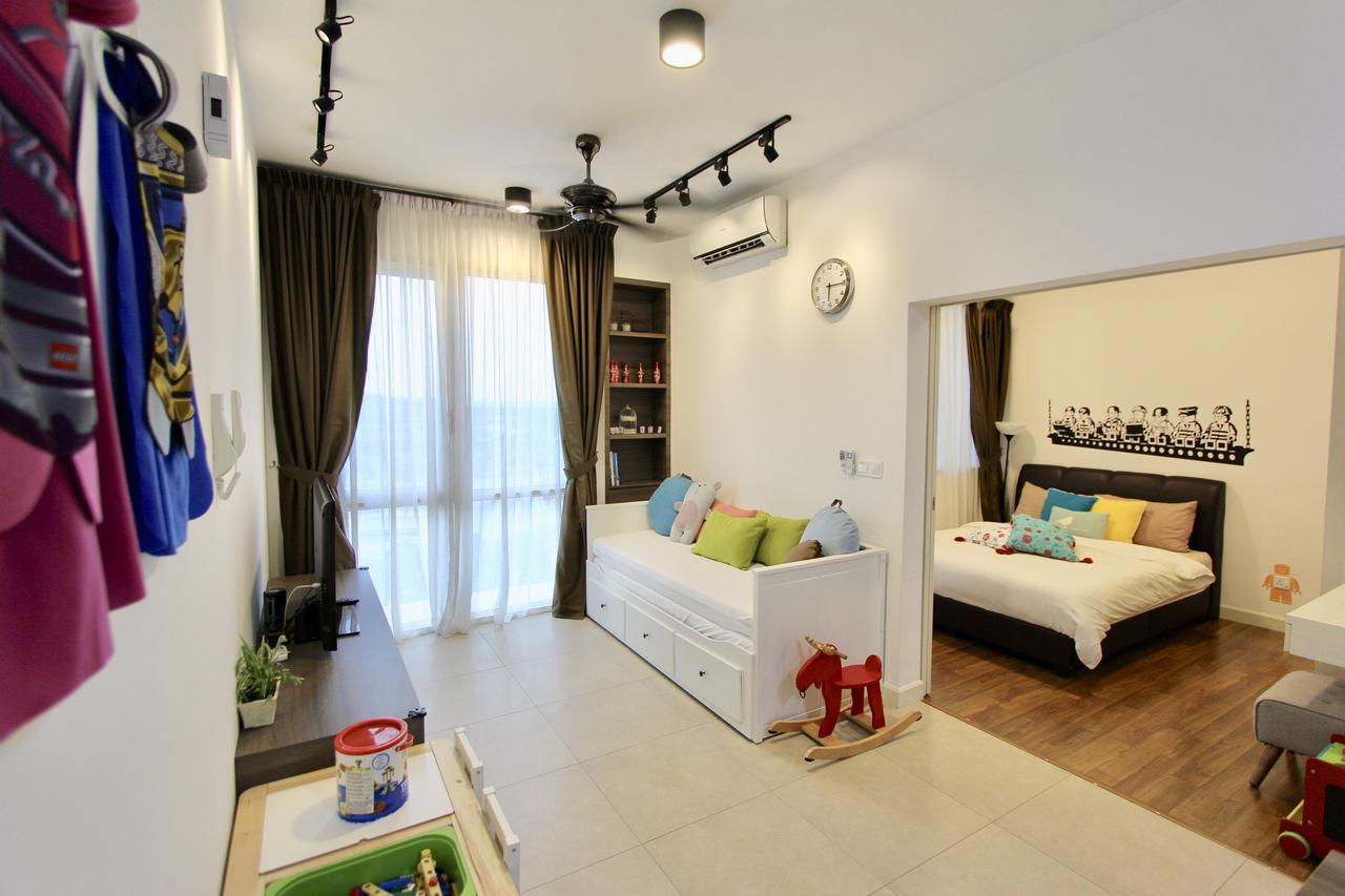 Ferienwohnung Afiniti Residensi Legoland Medini Nusajaya  Exterior foto